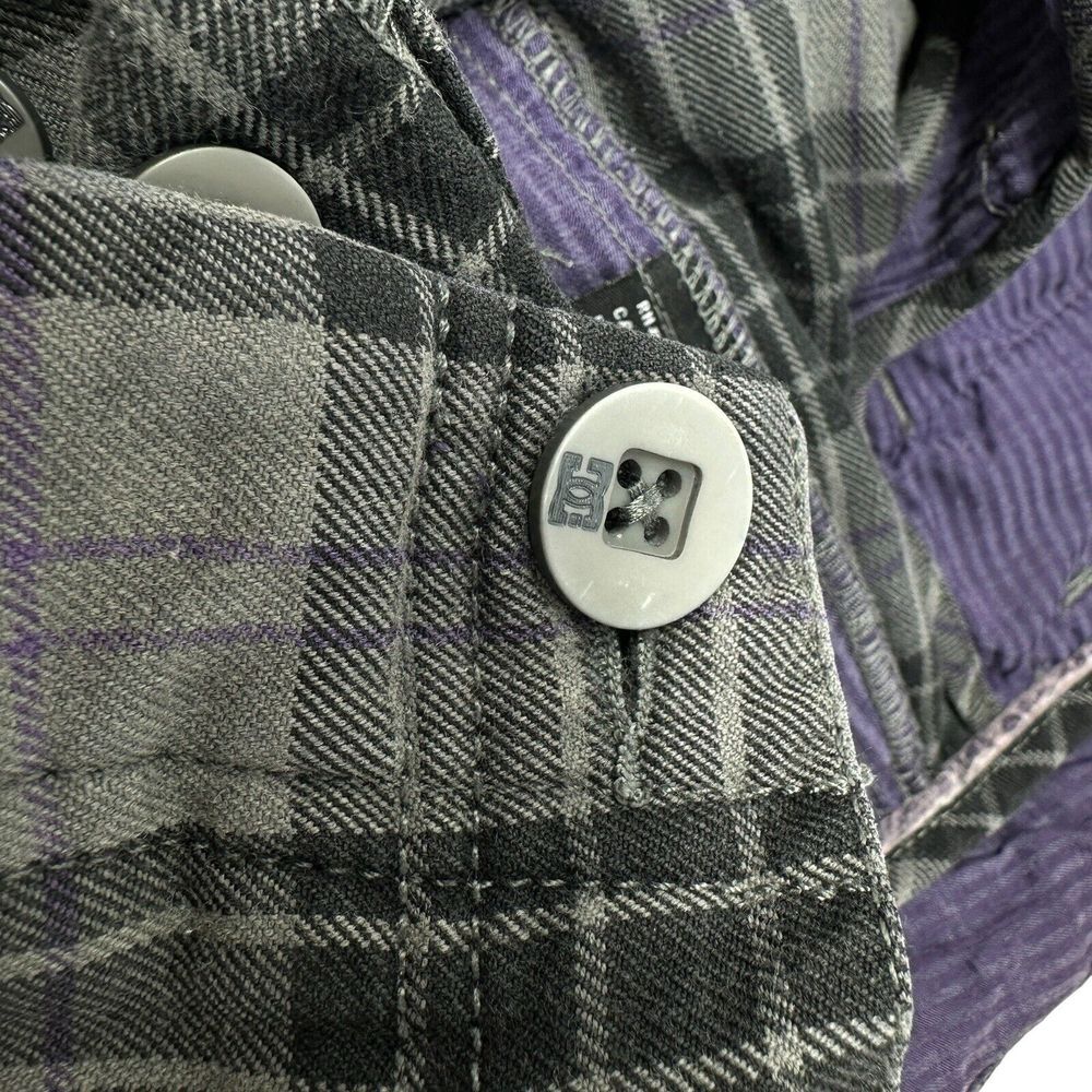 DC Mens Chino Shorts Gray Black Purple Plaid Flat Front Casual Pockets 34 *FLAW* - Picture 8 of 16